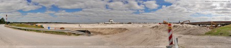 Panoramablick über die JadeWeserPort-Baustelle 