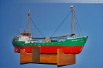 Das Küstenmotorschiff MS Greundiek als Modell