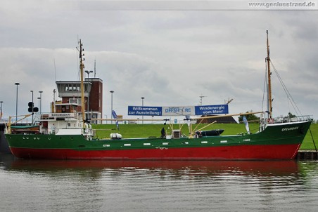  Das Museumsschiff Greundiek mit der Wanderausstellung Faszination Offshore