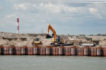 Die Baustelle JadeWeserPort: Eindrücke vor und hinter der Kajenwand
