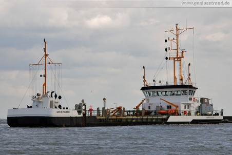 Baggerschiff Seekrabbe von den Niedersachsen Ports im Nassauhafen