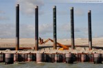 Die Hafenbaustelle JadeWeserPort in Wilhelmshaven