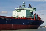 Das Zweiwegeschiff Mastera ist Tanker und Eisbrecher