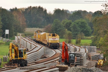 Gleisanbindung JadeWeserPort: Gleisbaustelle am Alter Voslapper Seedeich