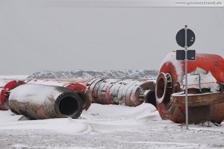 JadeWeserPort: Spülleitungen im Schnee