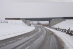 JadeWeserPort: Die Eisenbahnbrücke aus Richtung Norden
