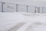 JadeWeserPort: Schneeverwehungen am ehemaligen Geniusstrand 2010
