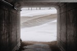 JadeWeserPort: Schneeverwehungen am ehemaligen Geniusstrand 2010