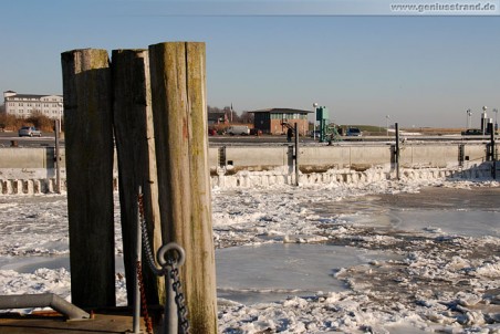 Maritime Winterbilder aus Wilhelmshaven