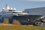Die Luxus-Yacht Radiant in Wilhelmshaven