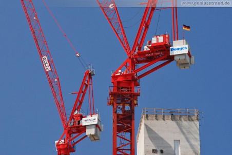 Fussball-WM 2010: Höchste Deutschlandflagge in Wilhelmshaven