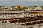 Gleisbaustelle der 16-gleisigen Vorstellgruppe am JadeWeserPort