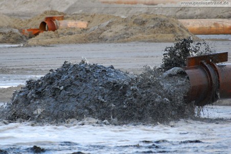 Die JadeWeserPort-Baustelle in Wilhelmshaven