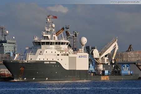 Multi Purpose Offshore Vessel Seabed Worker am Hannoverkai