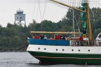 Wilhelmshaven: Einlaufparade am Ende der JadeWeserPort-Cup Regatta 2010