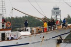 Wilhelmshaven: Einlaufparade am Ende der JadeWeserPort-Cup Regatta 2010