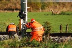Awanst Wilhelmshaven Nord: Montage der Eisenbahnsignale per Hubschrauber