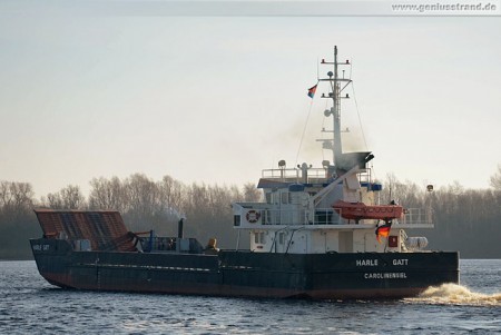 Inselversorger Harle Gatt im Nordhafen von Wilhelmshaven