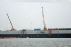 Die JadeWeserPort Baustelle von Seeseite