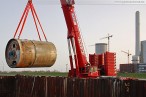 Kraftwerksbaustelle GDF Suez: Zweite Tunnelbohrmaschine im Zielschacht