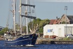 Wilhelmshaven: Das Segelschiff Thalassa (Schonerbark) im Innenhafen