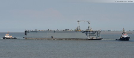 Schwimmdock Neubau Dock Bravo (Dock B) erreicht Wilhelmshaven