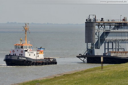 Schwimmdock Neubau Dock Bravo erreicht Wilhelmshaven