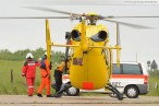 Hooksiel Außenhafen: Windenübung am Hubschrauber Christoph 26
