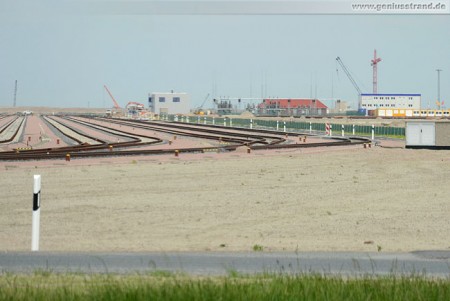 Bilder von der Baustelle JadeWeserPort - Mai 2011