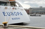 Das Luxus-Kreuzfahrtschiff MS Europa zu Gast in Wilhelmshaven