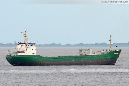 Frachtschiff Christa Kerstin liegt auf Reede in Wilhelmshaven