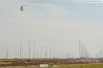 JadeWeserPort: Montage von Lampen & Signalen per Hubschrauber