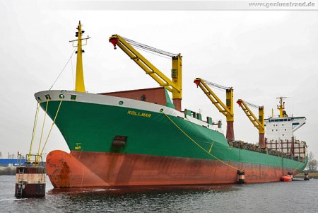 Das Feederschiff Kollmar als Auflieger in Wilhelmshaven