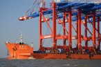 JadeWeserPort: Erste Containerbrücken für den Eurogate CT Wilhelmshaven