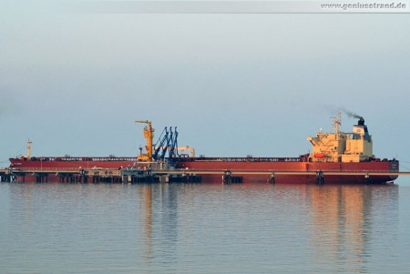 Tanker NS Clipper löscht 61.500 t Rohöl in Wilhelmshaven