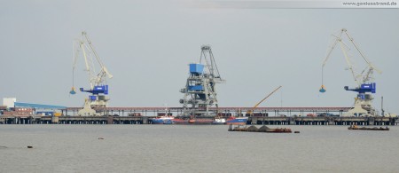 Wilhelmshaven: Wirtschaftsminister Bode weiht Niedersachenbrücke ein