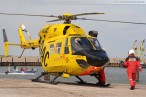 Hooksieler Außenhafen: Hubschrauberrettungsübung auf See