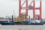 Van Carrier Terex Noell SC644 E am JadeWeserPort