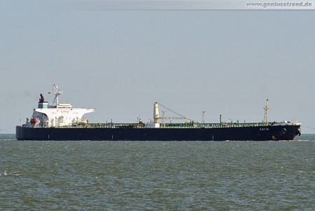 Tanker Katja der heute Nacht auf die Insel Minsener Oog aufgelaufen war