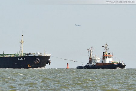 Der Tanker Katja der auf der Vogelschutzinsel Minsener Oog aufgelaufen war