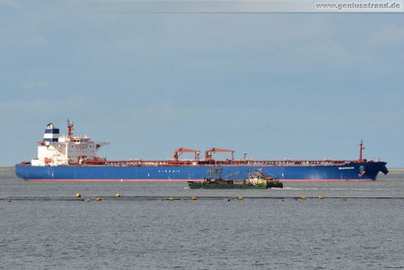 Tanker Seaprince löscht 135.671 t Erdöl aus Libyen in Wilhelmshaven