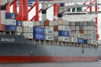 Erstes Maersk Containerschiff am Container Terminal Wilhelmshaven (CTW)