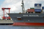 Erstes Maersk Containerschiff am Container Terminal Wilhelmshaven (CTW)
