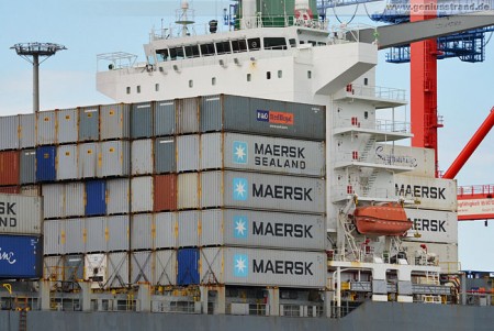 Erstes Maersk Containerschiff am Container Terminal Wilhelmshaven (CTW)