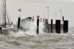 Wilhelmshaven: Alten Vorhafen bei leichter Brise aus Südwest