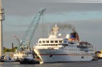 Wilhelmshaven: Luxus-Expeditionsschiff MS Hanseatic zu Besuch am Bontekai