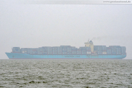 Wilhelmshaven JadeWeserPort: Containerschiff Chastine Maersk läuft aus