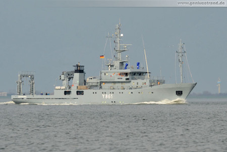 Schiffsbilder Wilhelmshaven: Mehrzweckerprobungsboot Kronsort (Y 861)