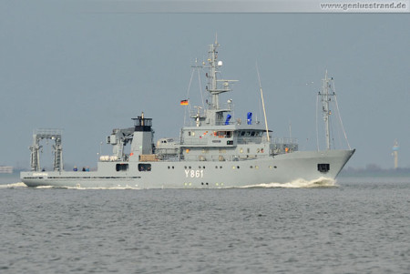 Schiffsbilder Wilhelmshaven: Mehrzweckerprobungsboot Kronsort (Y 861)