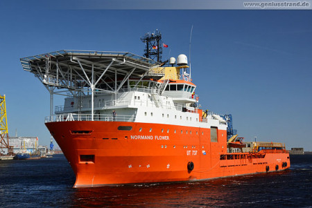 Wilhelmshaven: Normand Flower Offshore Construction Support Vessel (CSV)